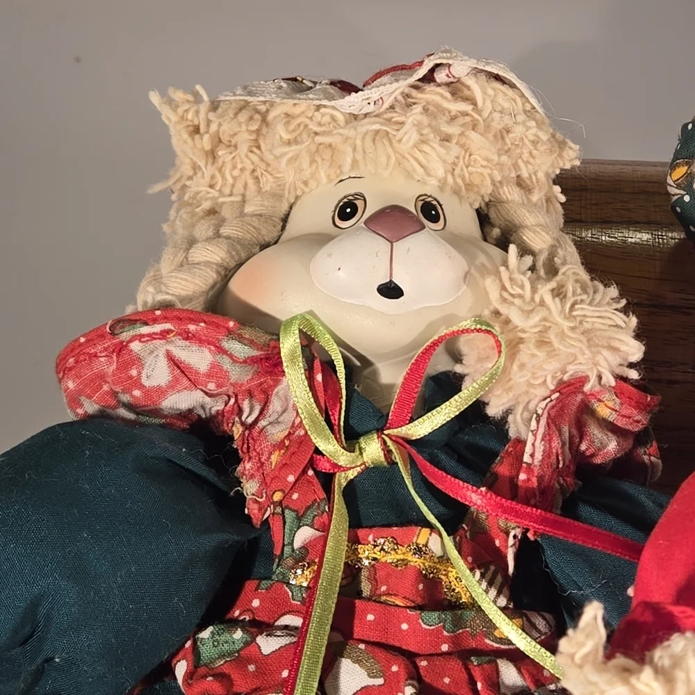 Hip & Hop Bunny Shelf Sitters Vtg 1995 Christmas Around the World House of Lloyd